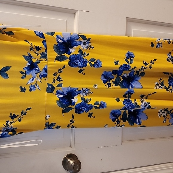 Bebe High Low Dress in Yellow and Blue Floral - Picture 8 of 8